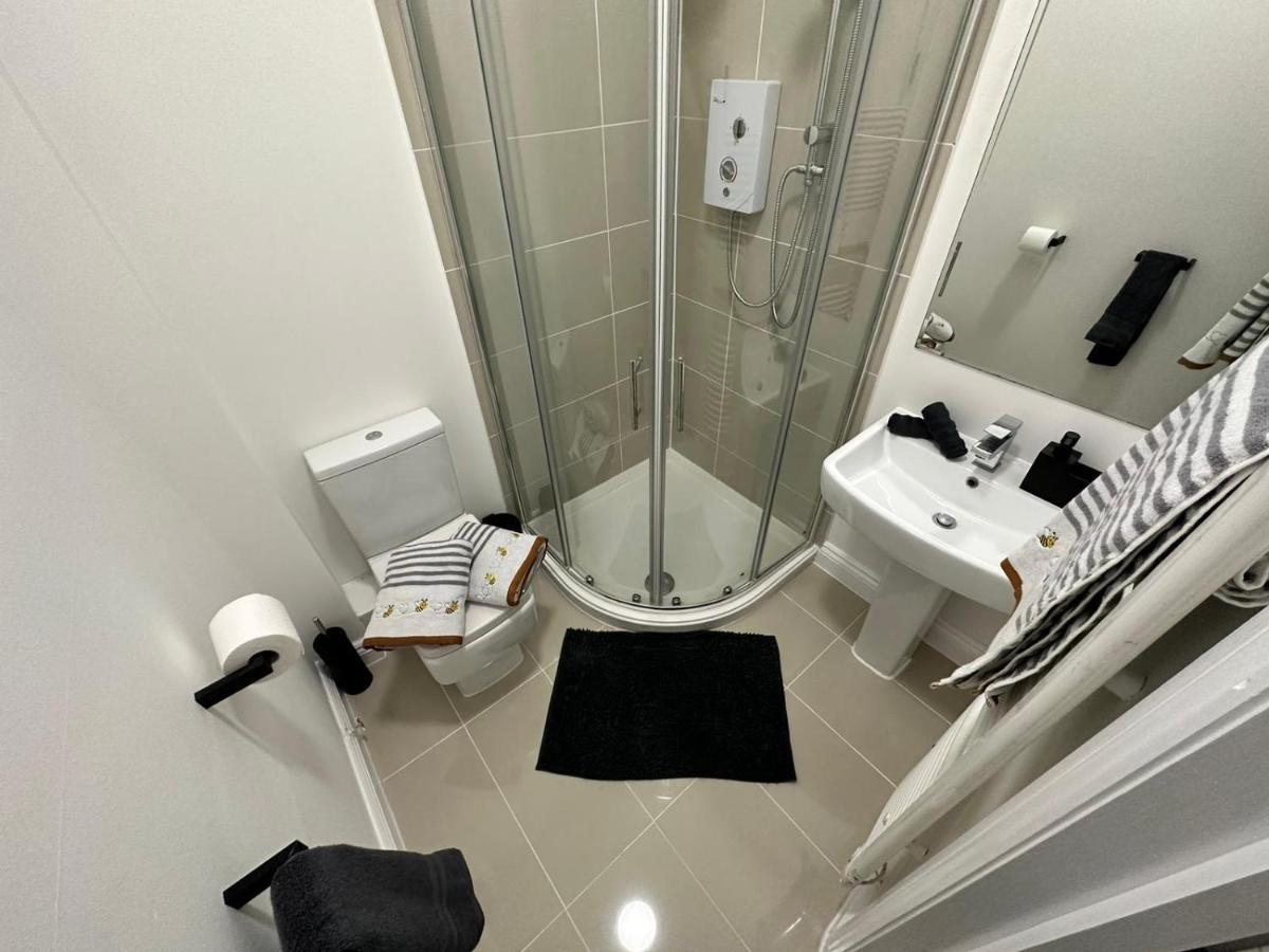Bee Accommodations Leicester Exterior foto